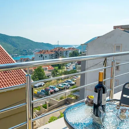 Pezo Apartman