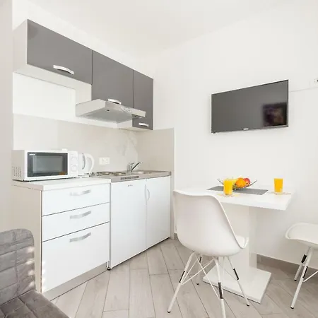 Apartman Pezo *